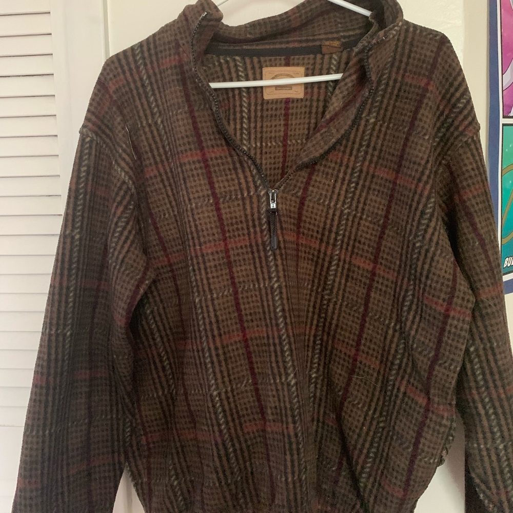 Fleece quarter tip sweater